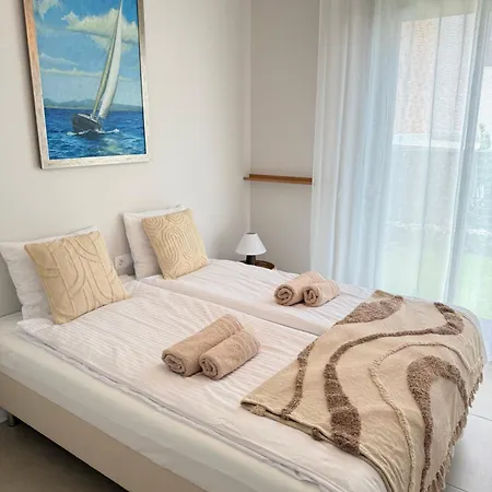 Alya - La Perla Del Mar Villa