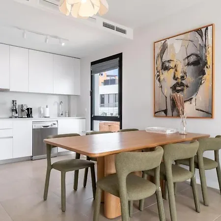 Tatil Evi Modern Townhouse With Sea Views Sitio de Calahonda