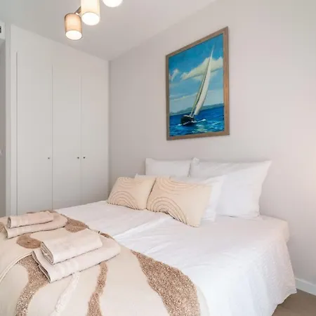 Tatil Evi Modern Townhouse With Sea Views Sitio de Calahonda